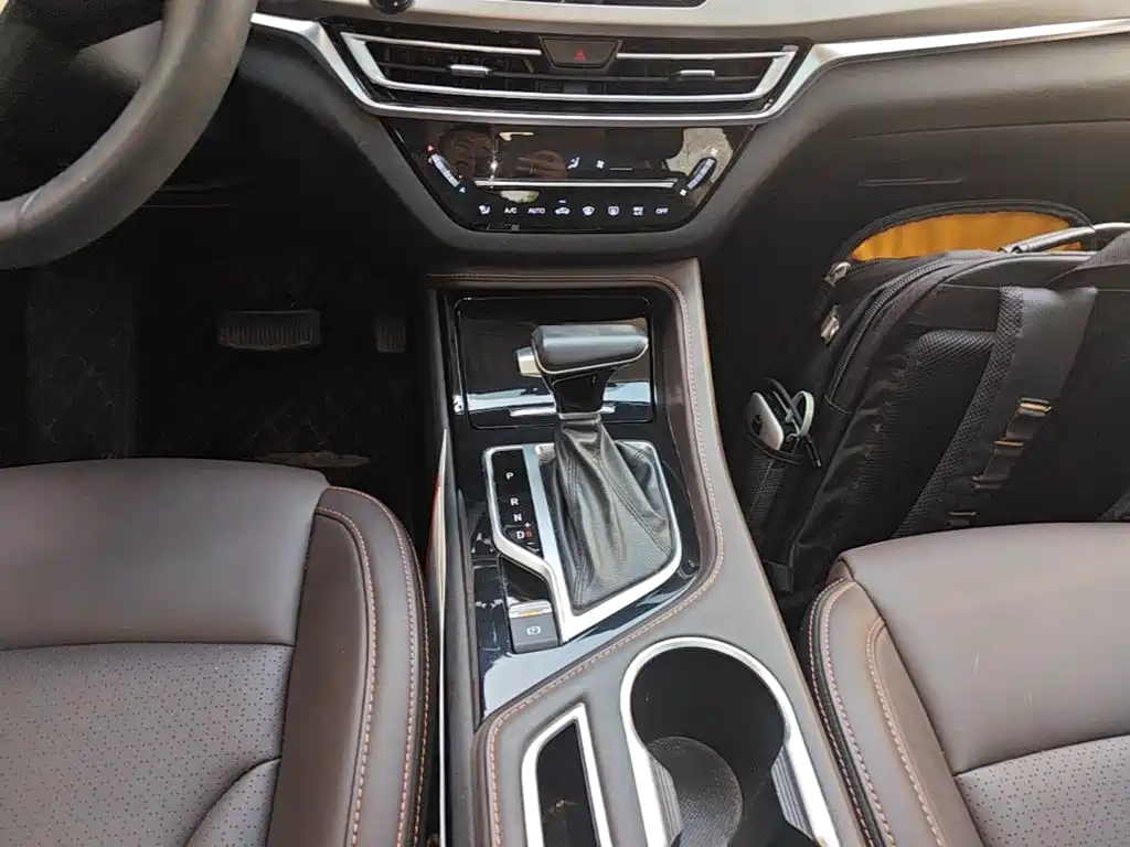 Changan CS35 PLUS 2019 2018 1.6L Automatic Smooth Connect China V