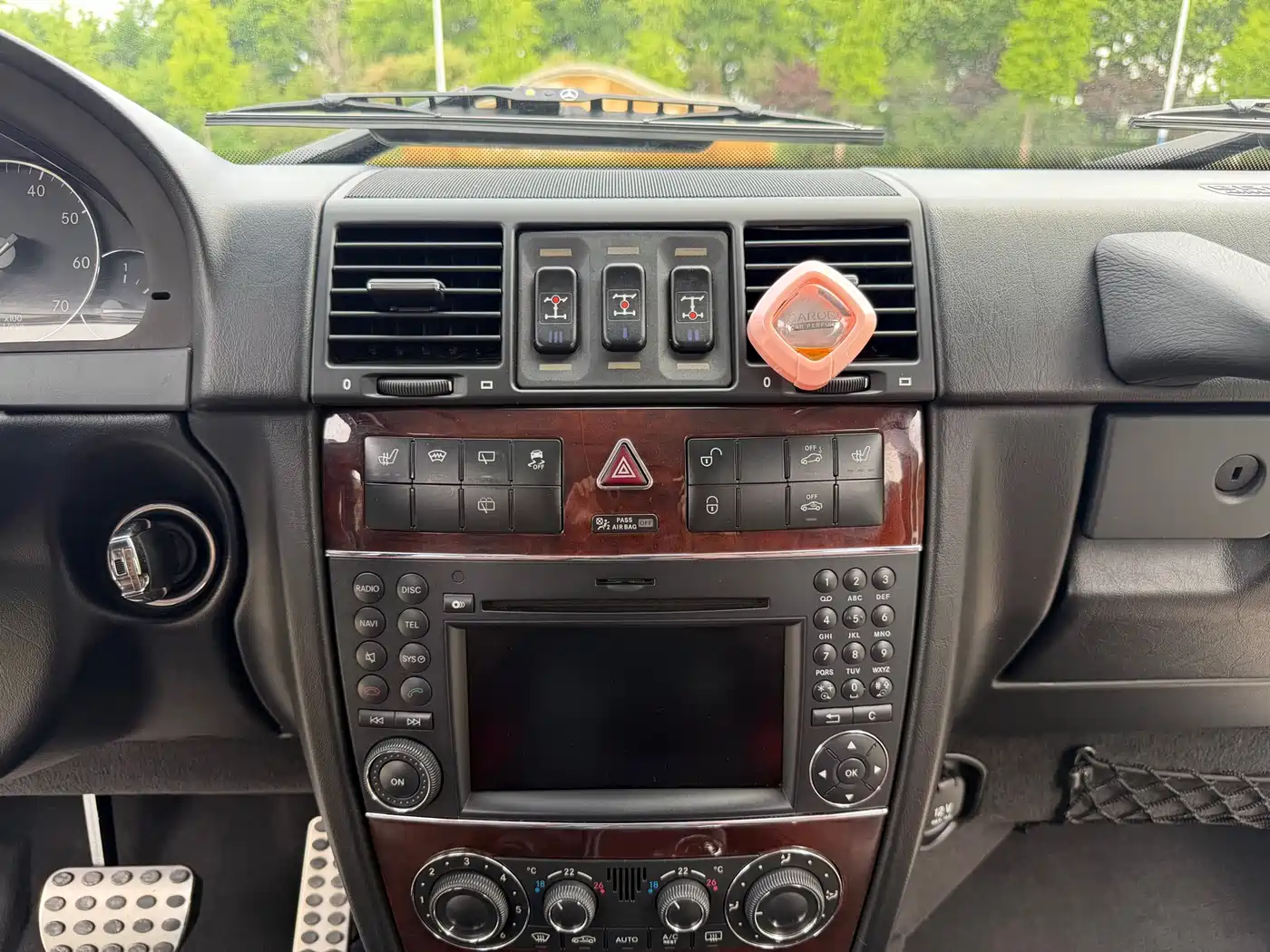 Mercedes-Benz G-Class 2010 G 500 фото 30