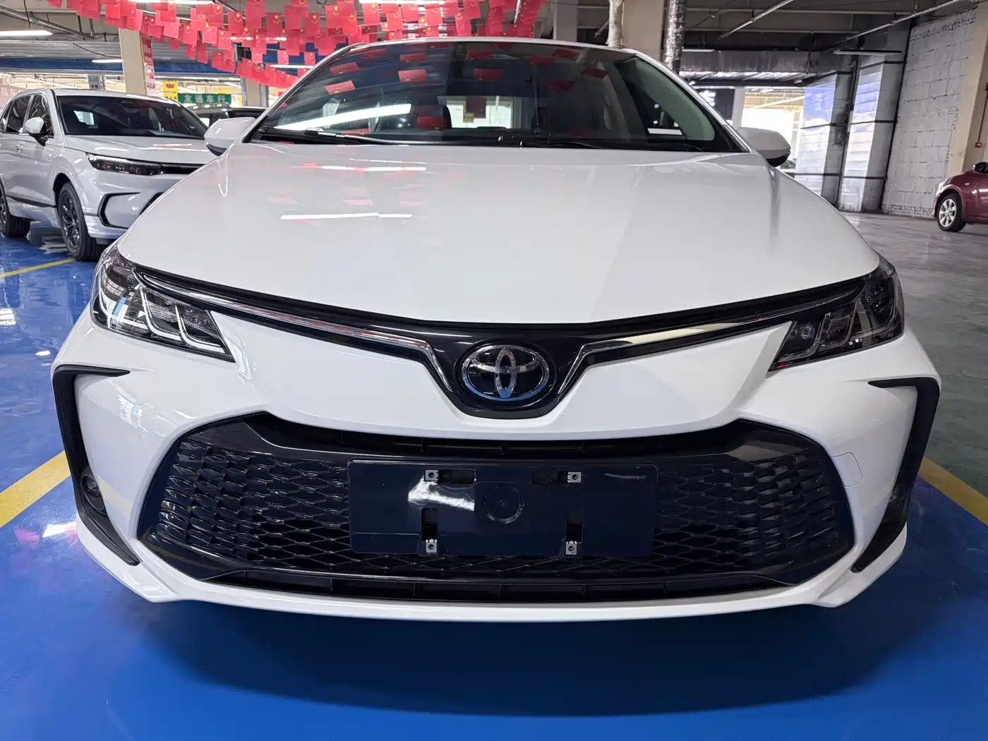 Toyota Corolla 2024 1.8L Smart Hybrid Dual Engine Flagship Edition фото 2