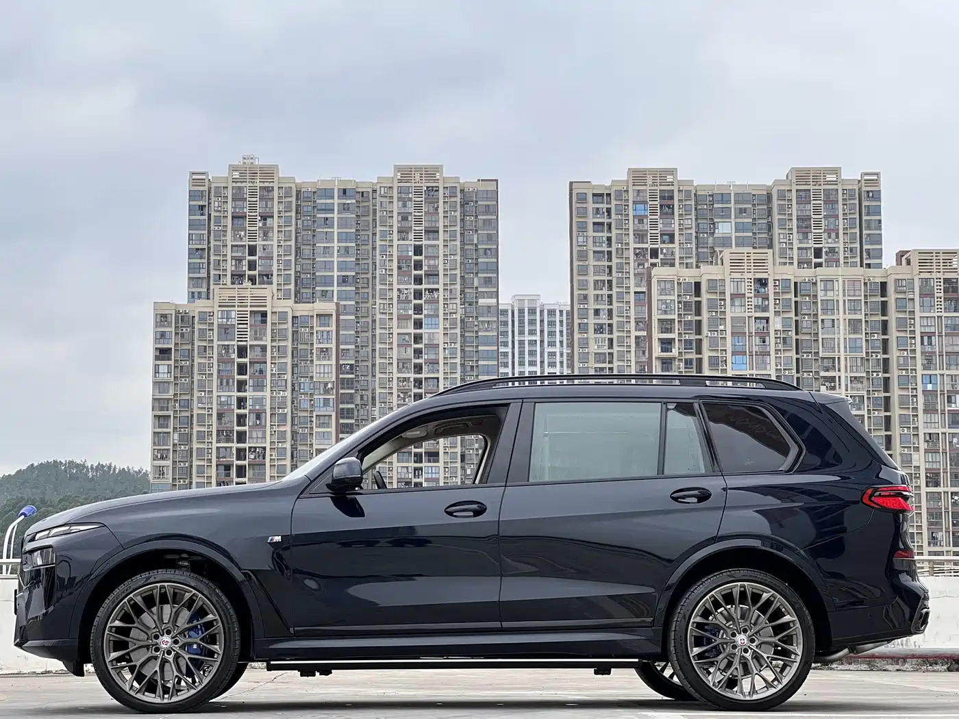 BMW X7 2023 xDrive40i Executive M Sport Package фото 12