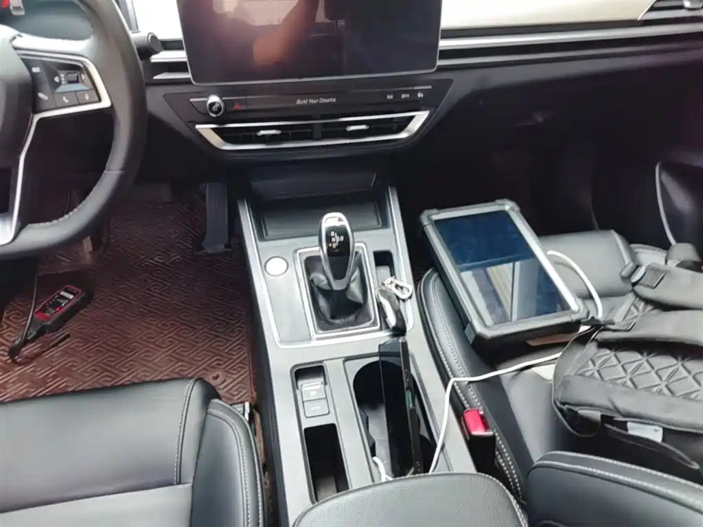 BYD Qin Pro 2018 1.5TI Automatic Smart Connected Dynamic Edition фото 14