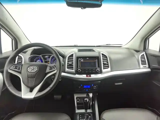 JAC Motors Refine S3 2016 1.5L CVT Luxury Smart — фото 5