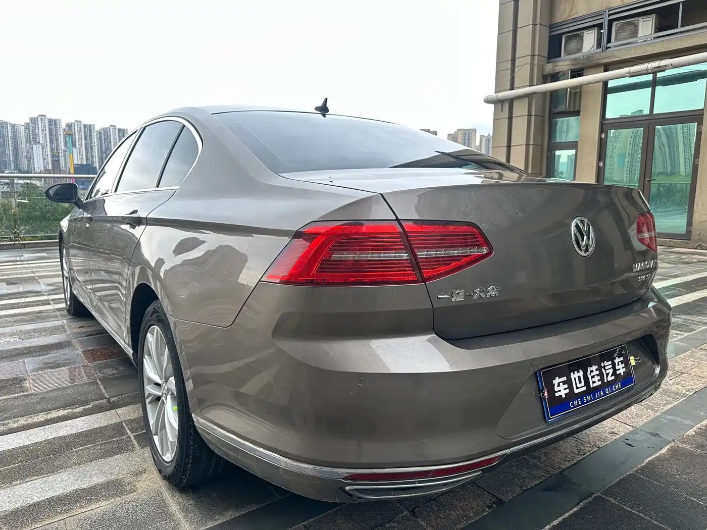 Volkswagen Magotan 2017 330TSI DSG Luxury фото 4