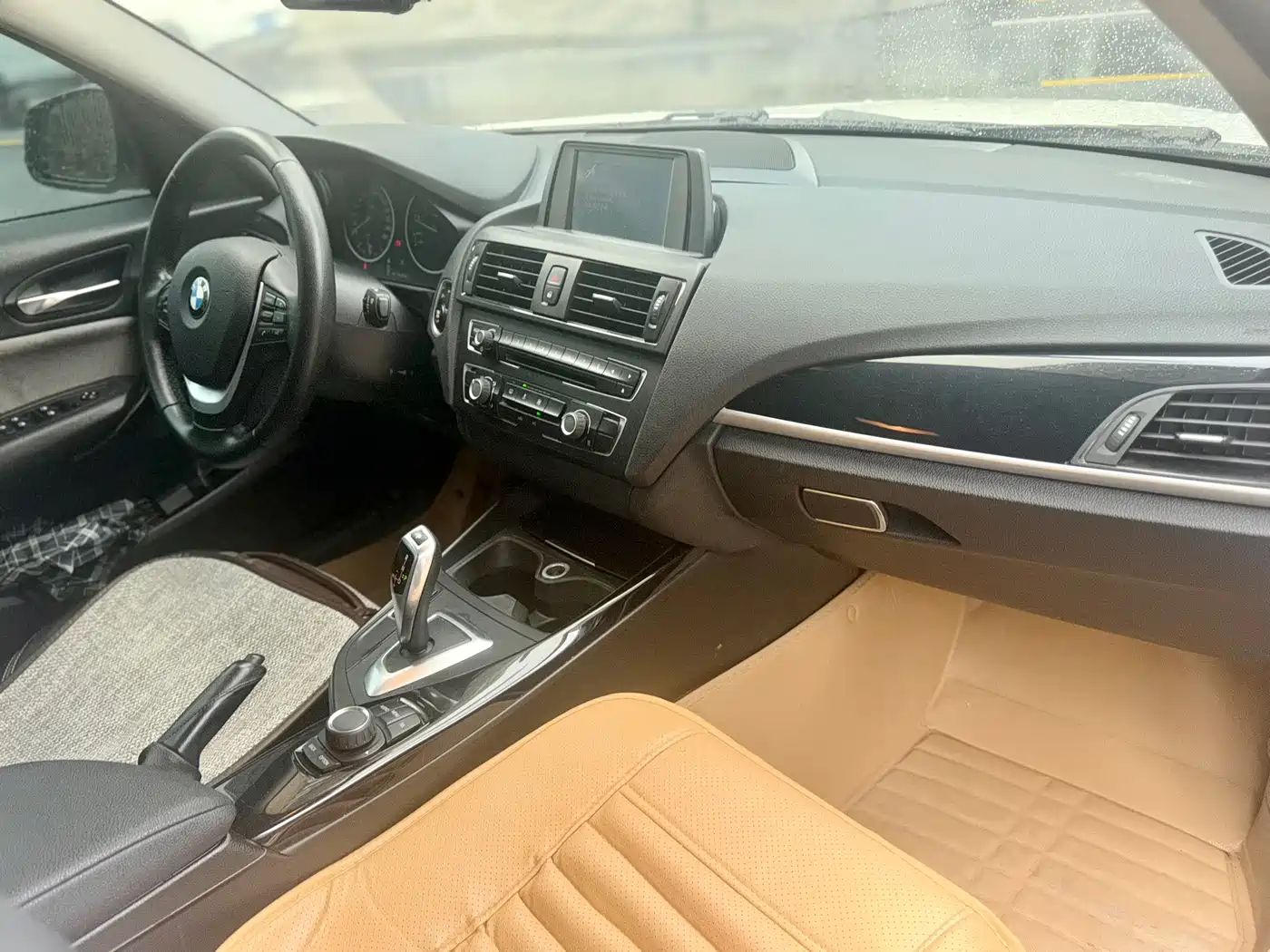 BMW 1 Series (Import) 2013 Facelift 116i Urban Model фото 13