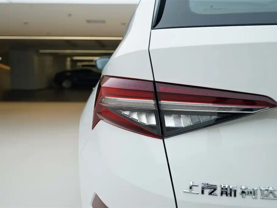 Škoda Kodiaq 2024 TSI330 5-Seat Front-Wheel Drive Power Edition фото 15