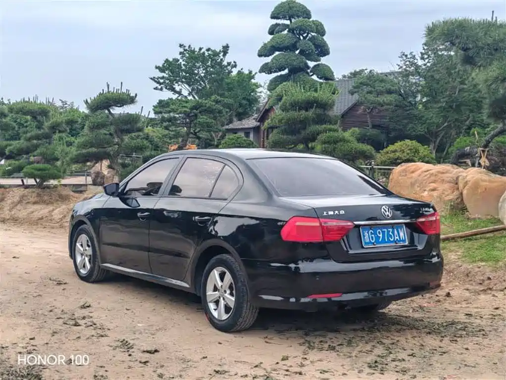 Volkswagen Lavida 2013 Facelift Classic 1.6L Automatic Trend фото 6