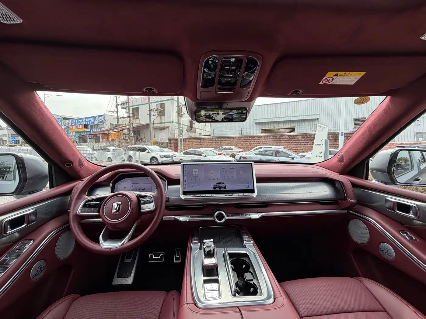 TANK TANK 700 NEW ENERGY