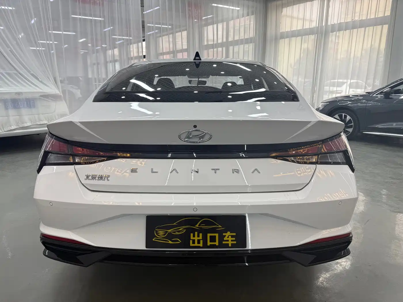 Hyundai Elantra 2021 1.5L CVT GLX Elite Edition фото 5