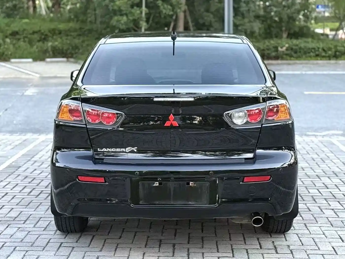 Mitsubishi Lancer EX 2011 Fashion Edition 1.8L CVT Comfort фото 7