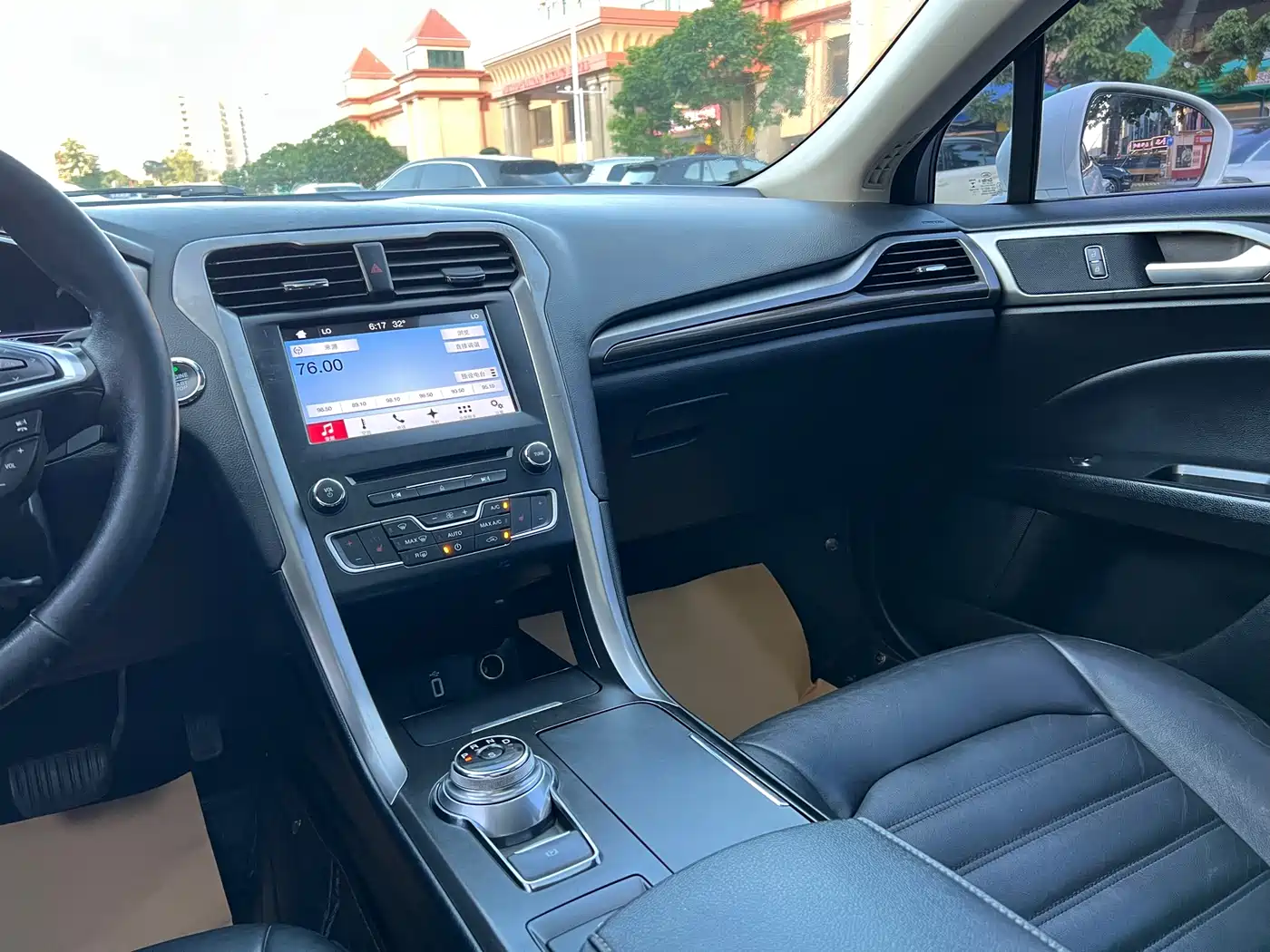 FORD MONDEO