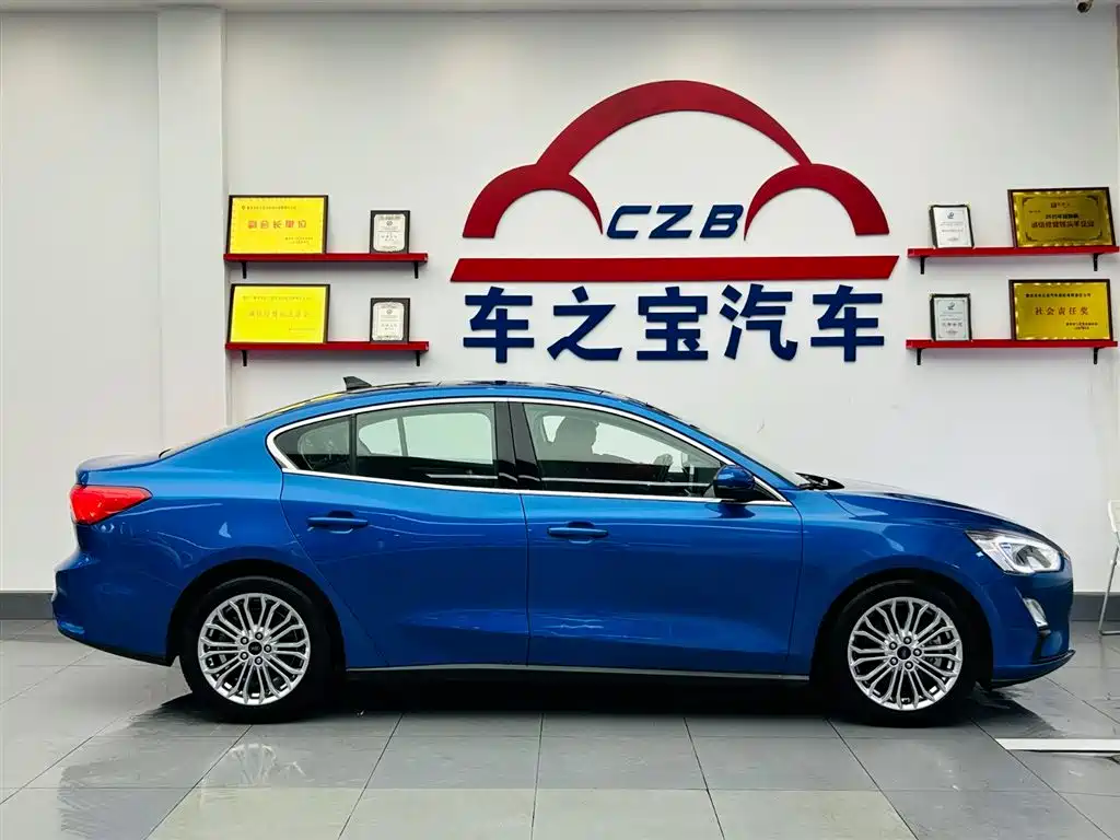 Photo 8 - Ford Focus