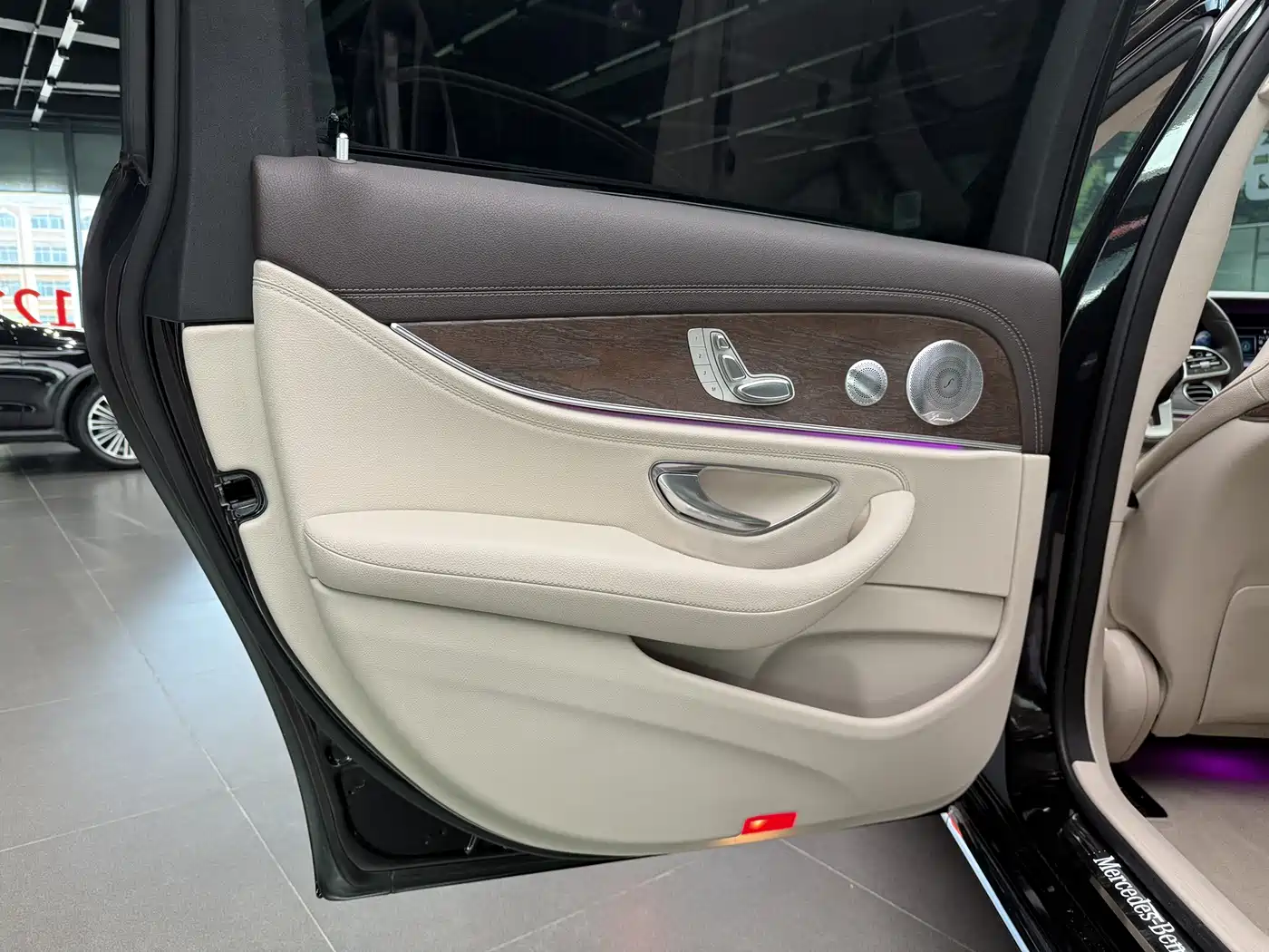 Mercedes-Benz E-Class 2019 Facelift E 300 L Luxury фото 10