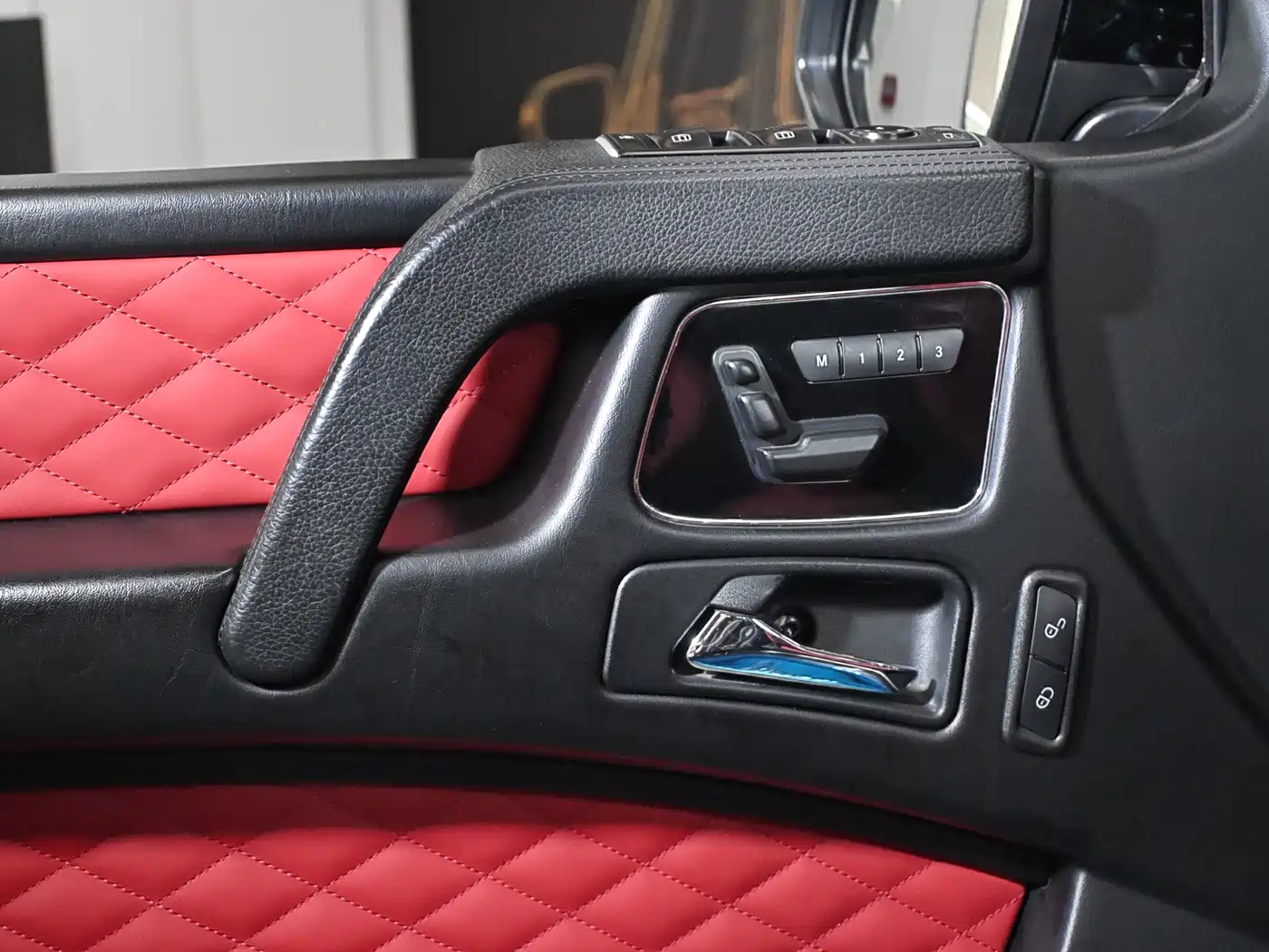 Mercedes-Benz G-Class AMG 2016 AMG G 63 фото 15