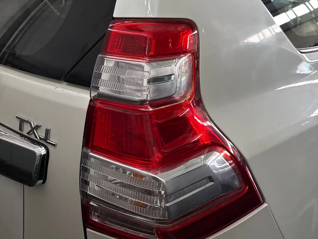 Toyota Prado (Import) 2010 2.7L Auto Luxury фото 14