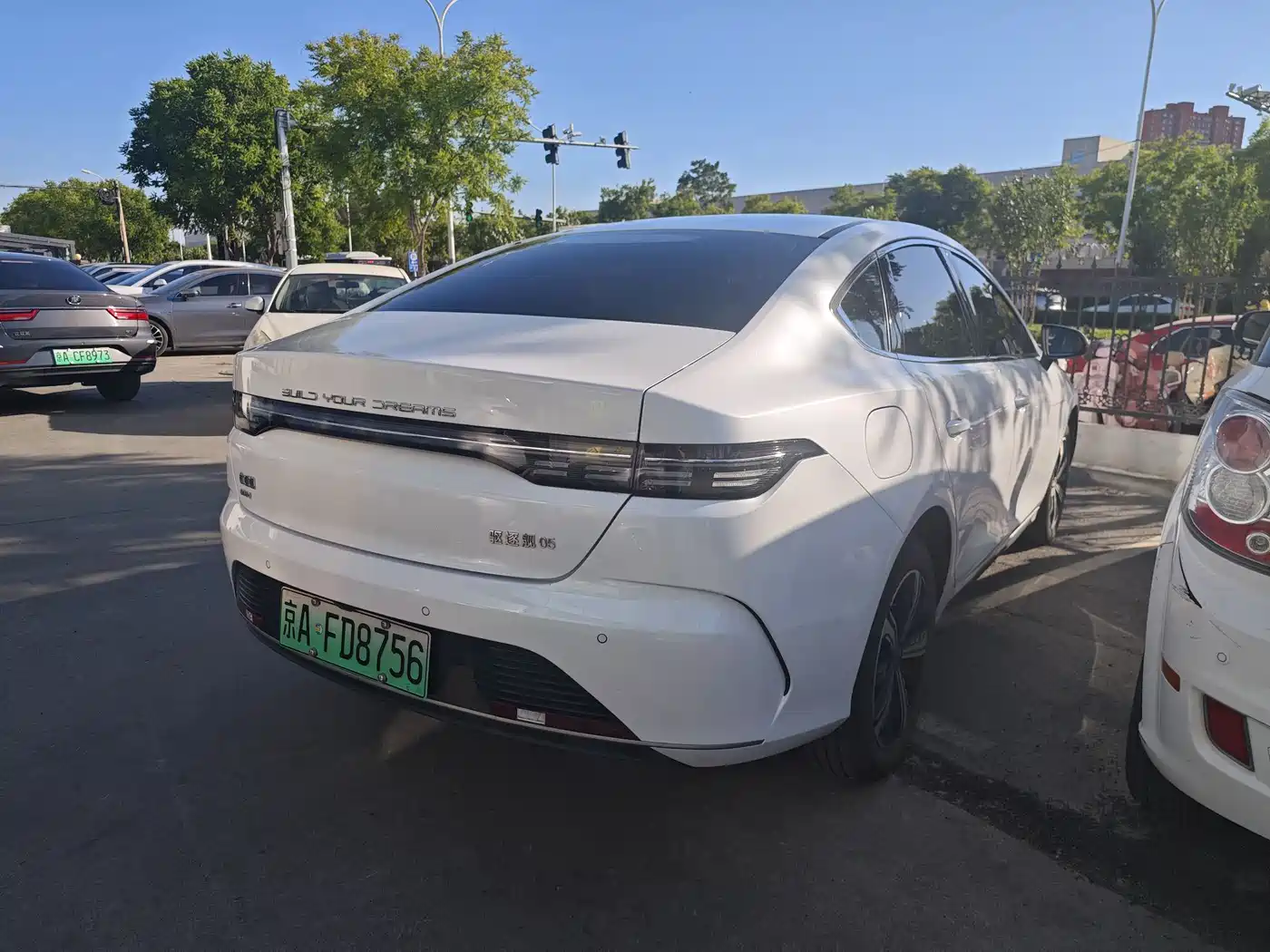 BYD Destroyer 05 2024 Glory Edition DM-i 120KM Flagship фото 18