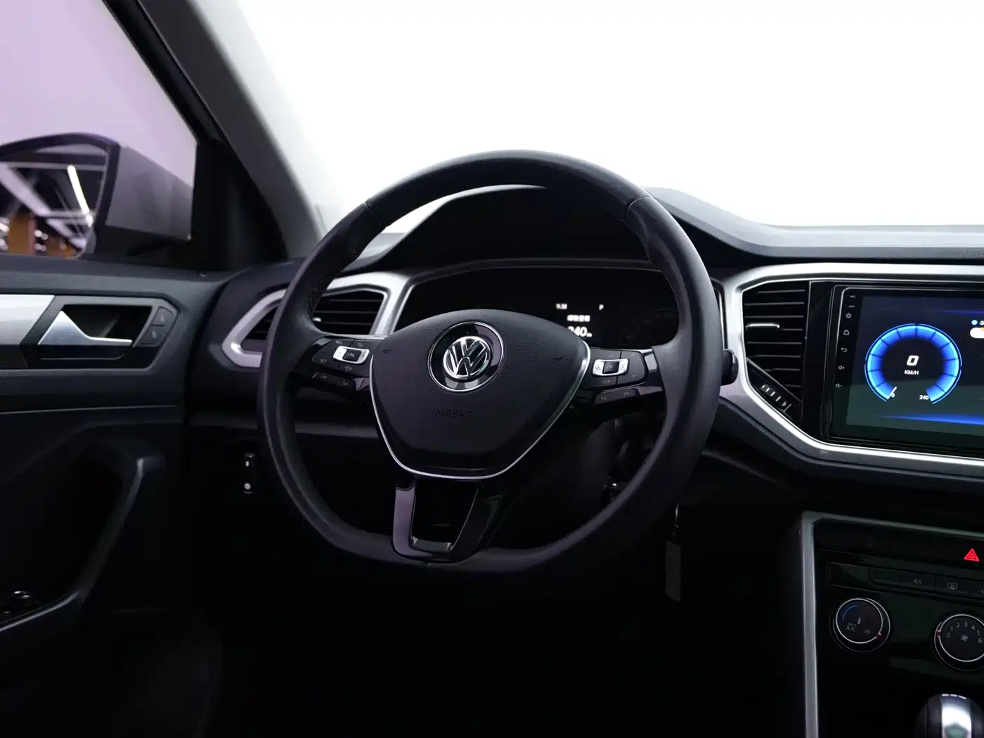 Volkswagen T-ROC 2020 280TSI DSG 2WD Progressive фото 12