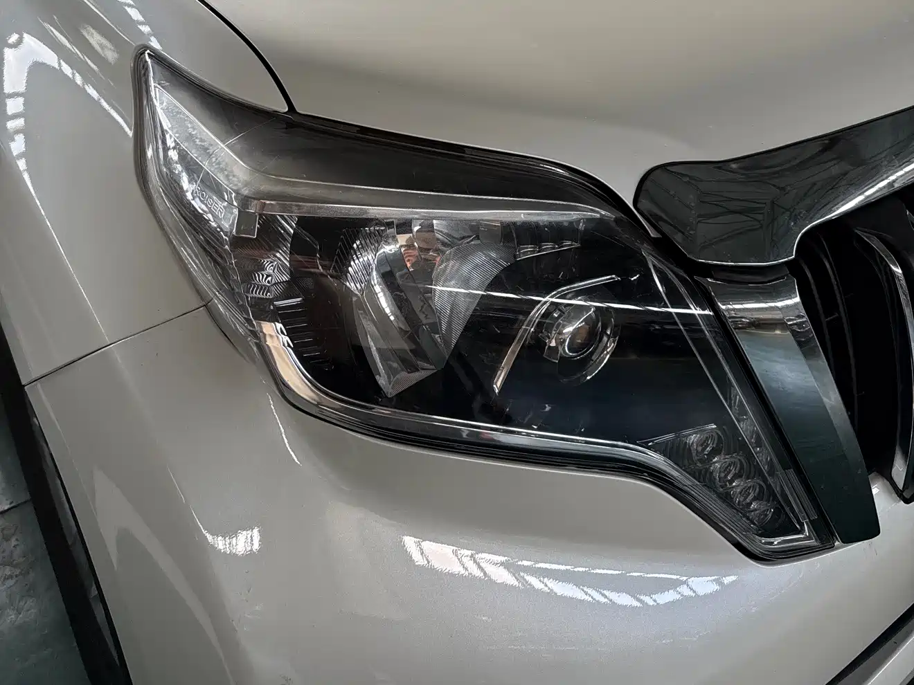Toyota Prado (Import) 2010 2.7L Auto Luxury фото 10