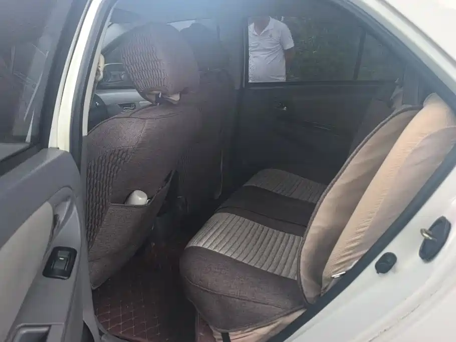Geely King Kong 2015 2015 Sedan 1.5L Manual Super Joy