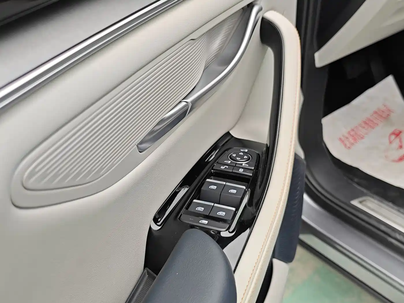 BYD Song PLUS PHEV 2021 DM-i 110KM Flagship PLUS фото 5