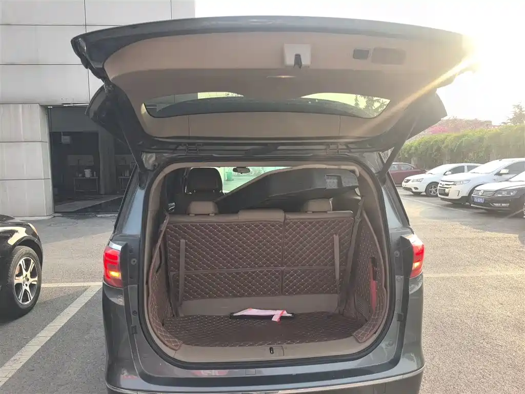 Buick GL8 2018 ES 28T Luxury Type China VI фото 19