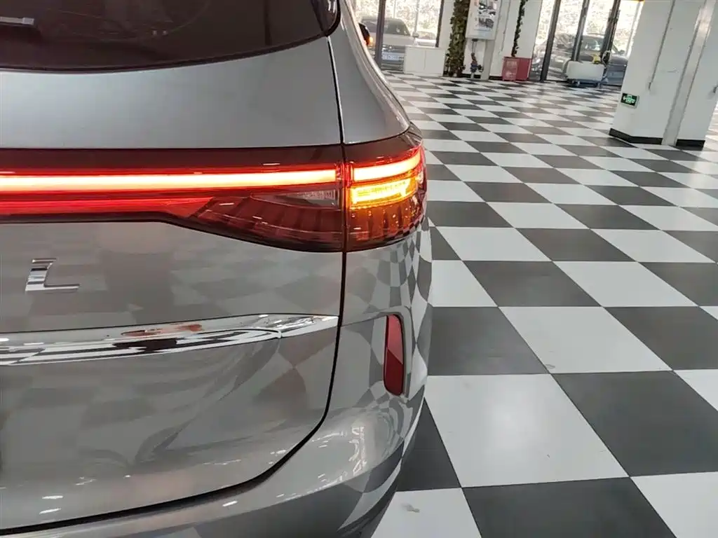Haval H6 2022 3rd Gen 1.5T Auto 2WD Supreme+ фото 8