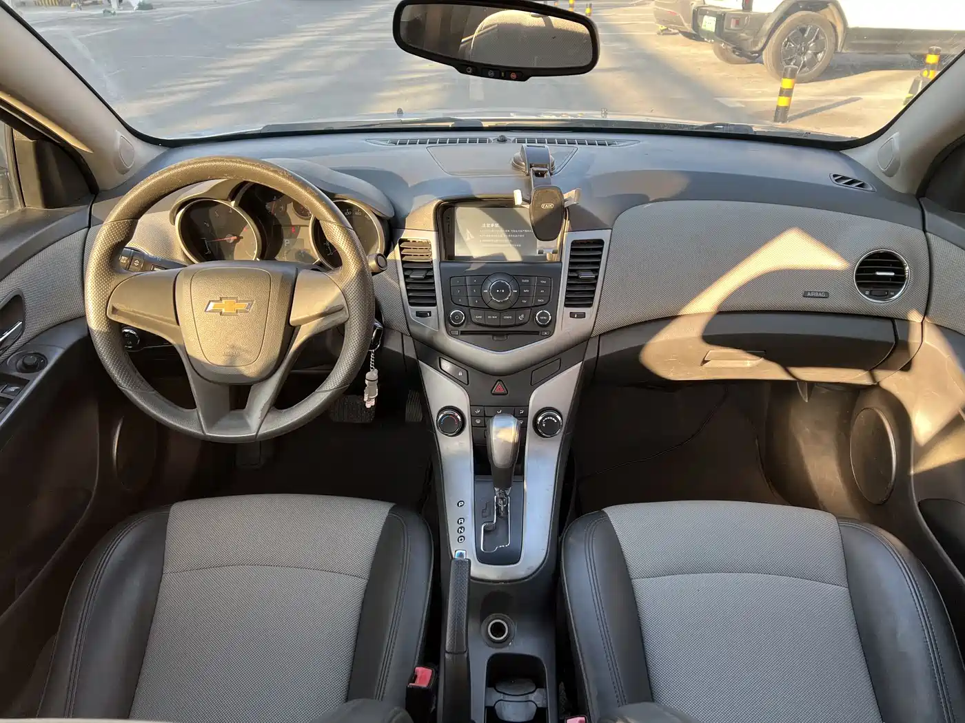 Chevrolet Cruze 2013 Model 1.8L SE AT фото 7