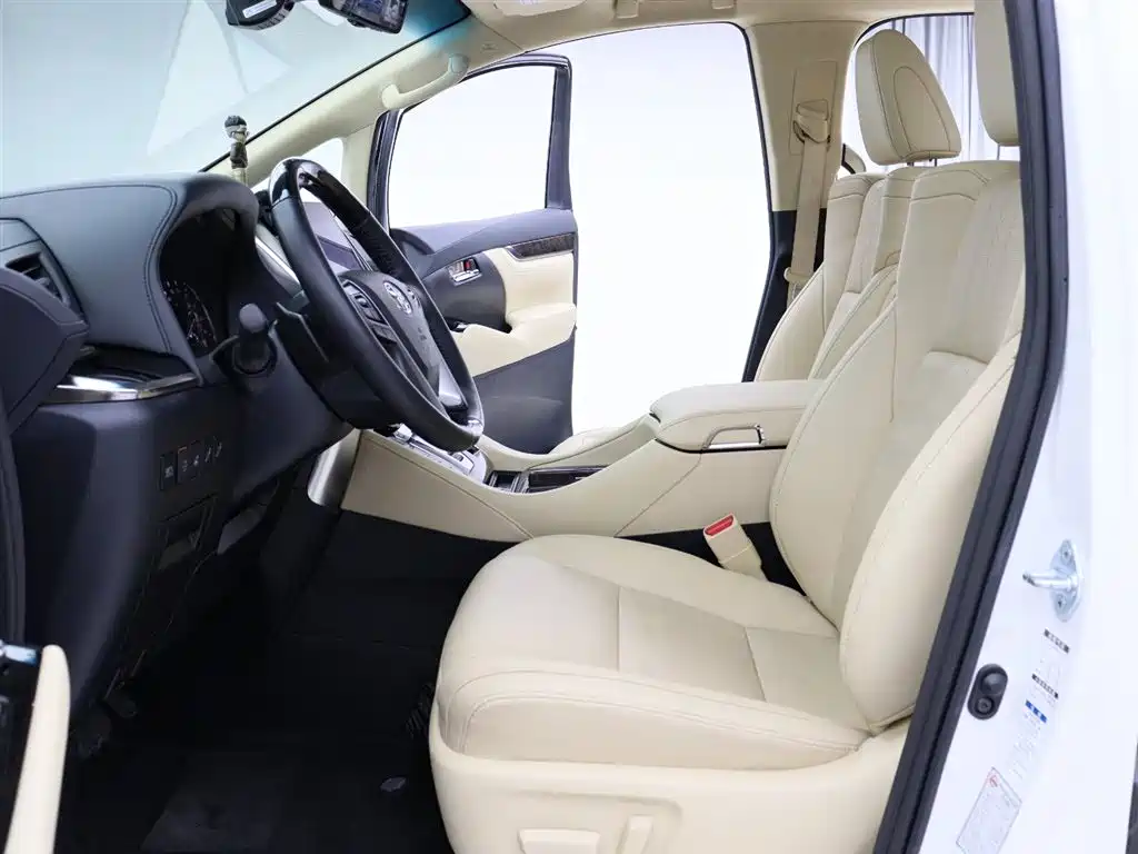 Toyota Alphard 2023 Dual Hybrid 2.5L Ultimate Gold Edition фото 2