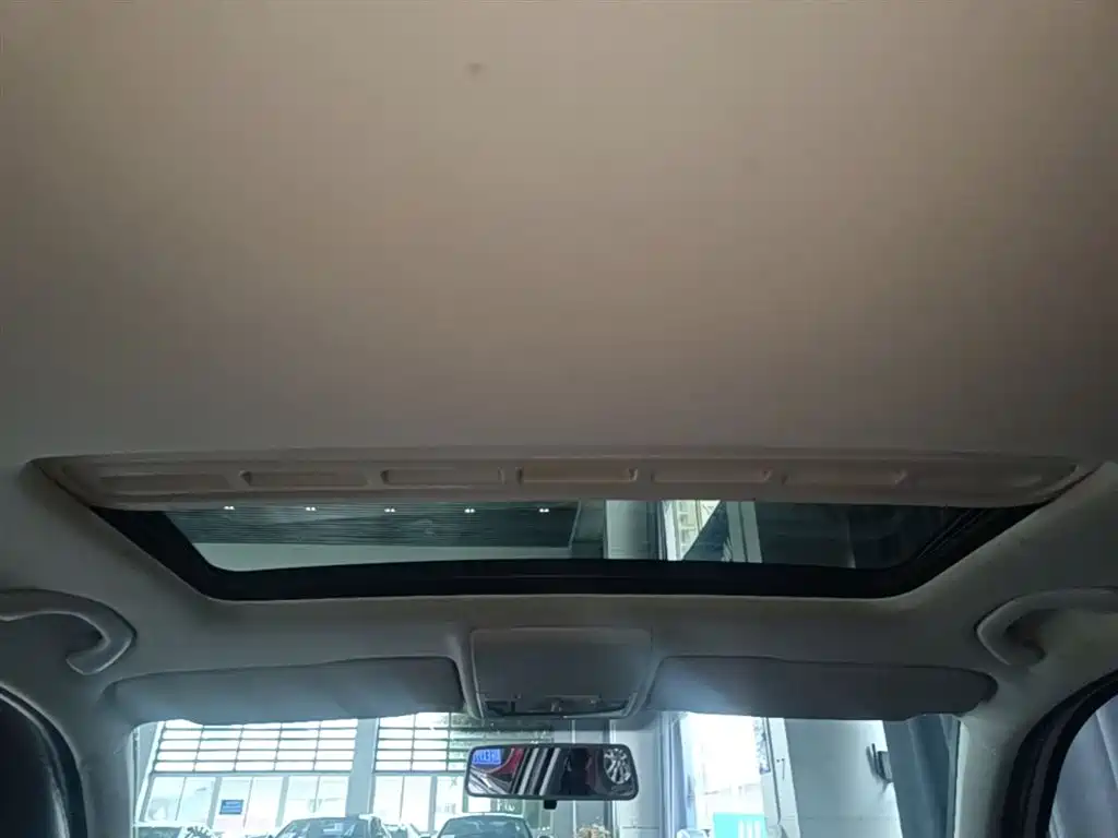 Volkswagen Gran Lavida 2014 1.6L Auto фото 18