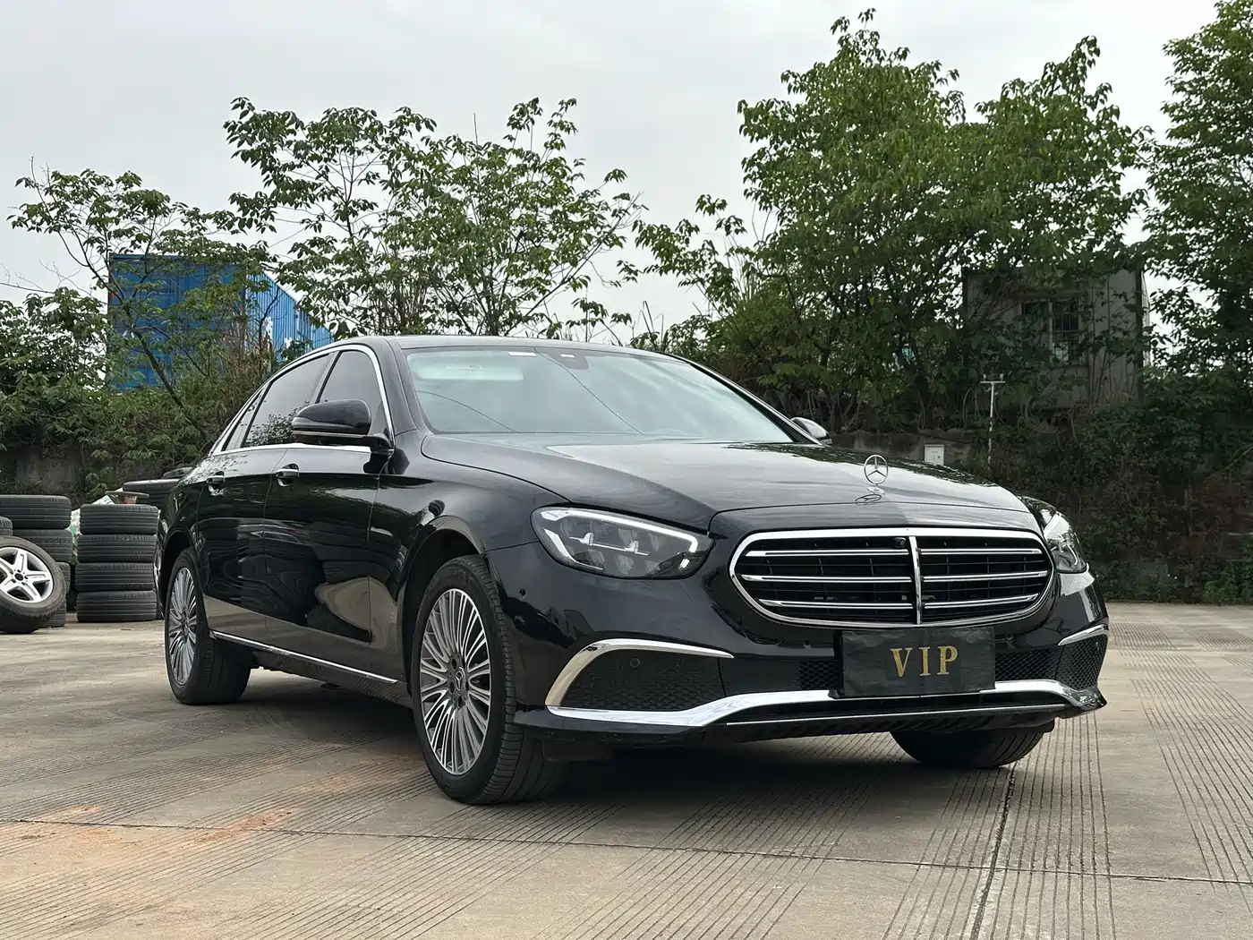 Mercedes-Benz E-Class 2023 E 300 L Fashion фото 3