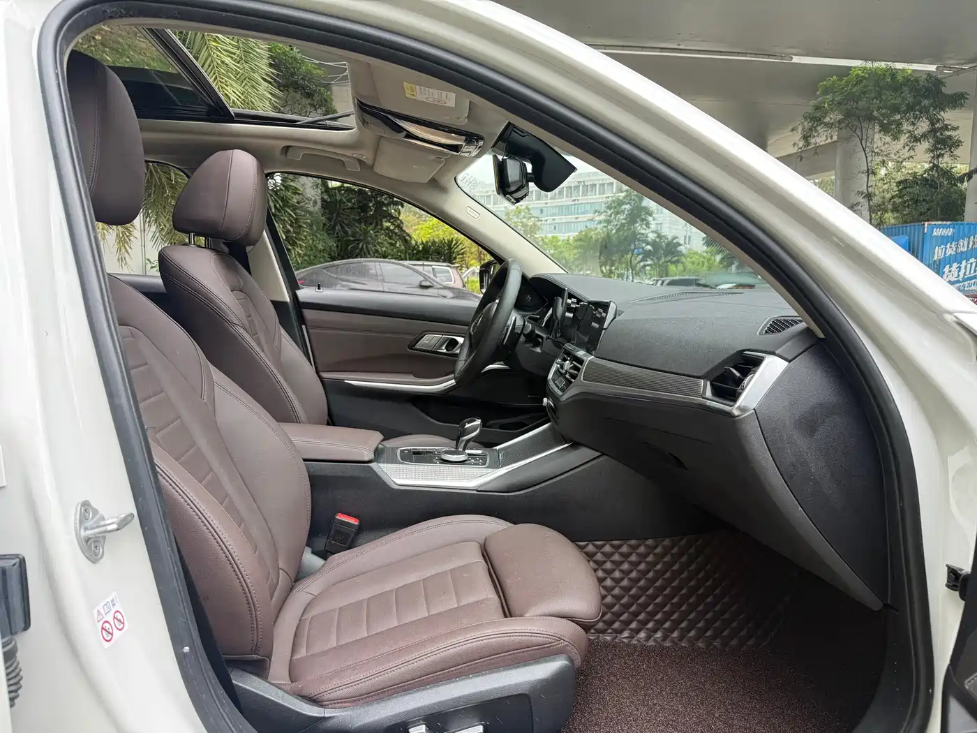 BMW 3 Series 2020 325Li M Sport Black Night Package фото 8