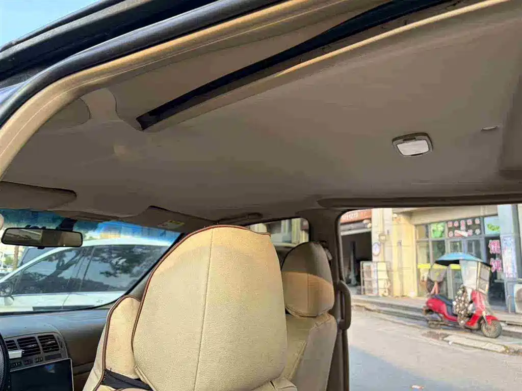 Buick GL8 2014 2.4L Comfort Edition фото 5