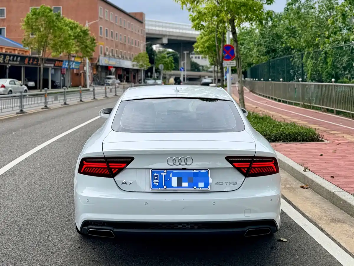 Audi A7 2017 40 TFSI Progressive фото 3