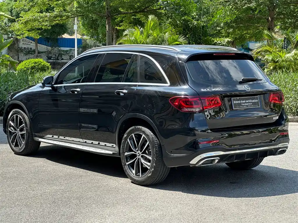 Mercedes-Benz GLC 2021 GLC 300 L 4MATIC Sporty фото 7