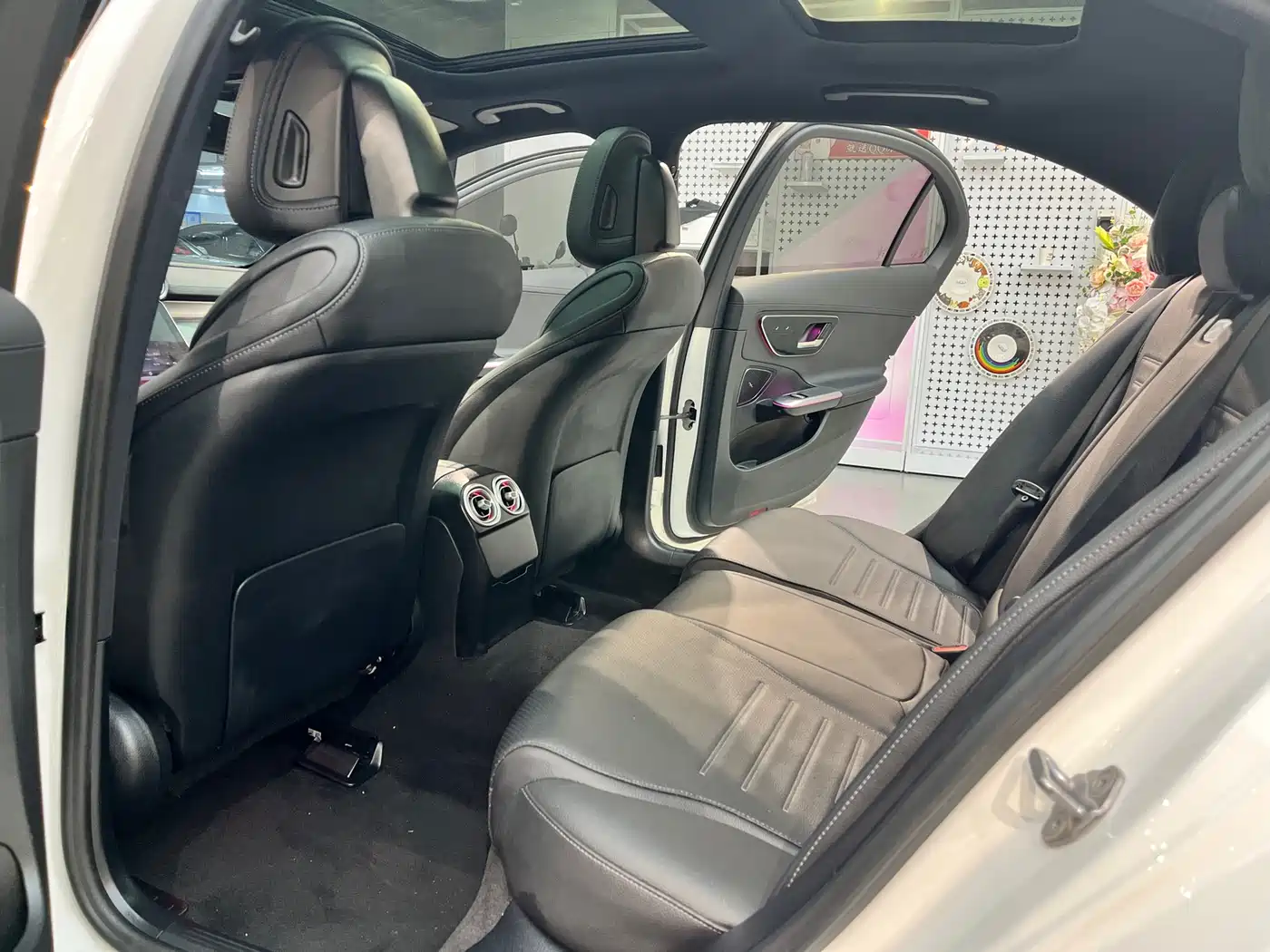 Mercedes-Benz C-Class 2023 C 260 L Sport фото 8