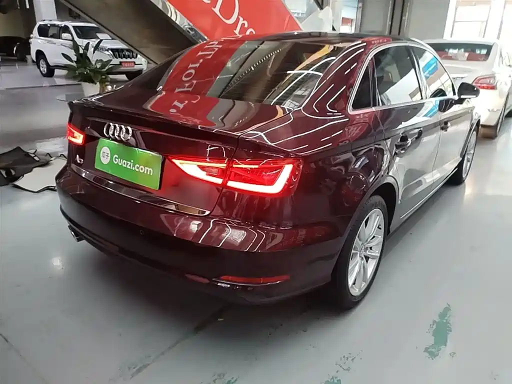 Audi A3 2016 Limousine 35 TFSI Style фото 5