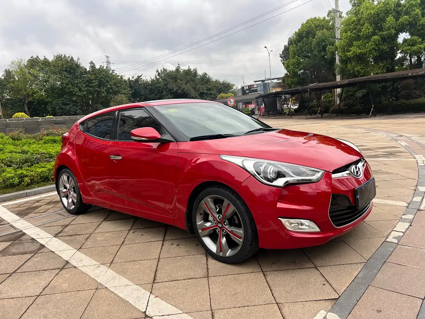 Hyundai Veloster 2011 1.6L Automatic Flagship Edition фото 4