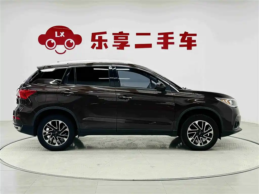 GAC Trumpchi Trumpchi GS4 2015 200T Manual Luxury Edition фото 6