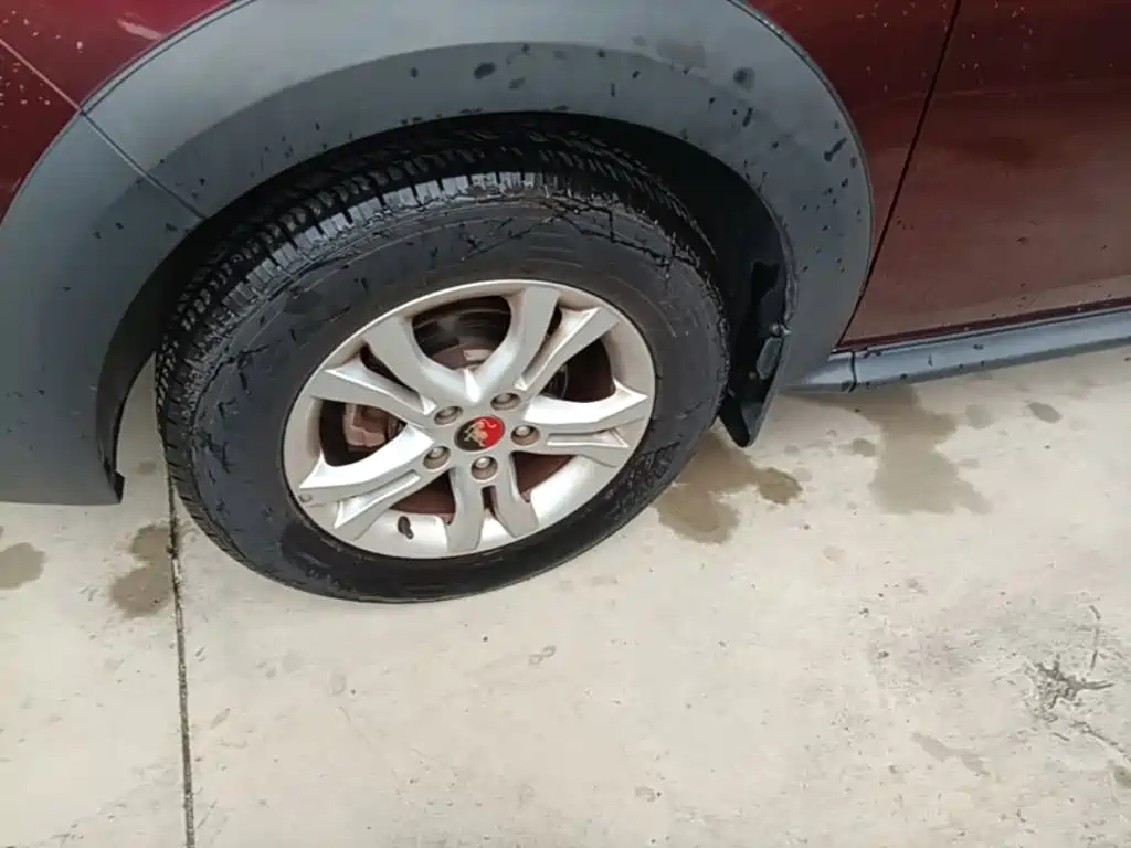 Dongfeng Fengxing Joyear X3 2015 2015 1.5L Comfort Model