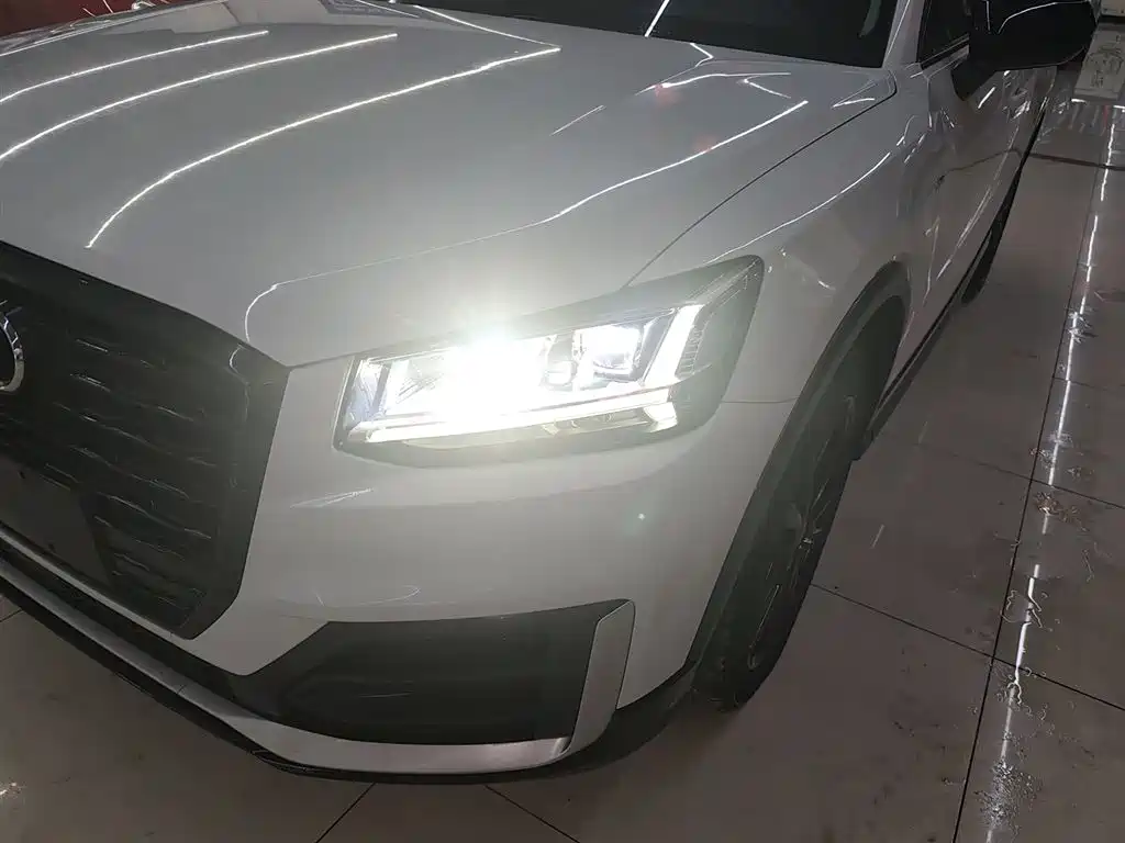 Audi Q2L 2018 35 TFSI Launch Exclusive Edition China VI фото 24