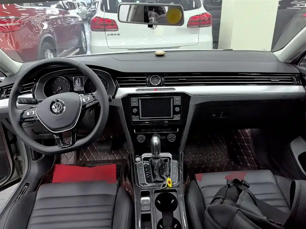 Volkswagen Magotan 2019 330TSI DSG Leading China V фото 10