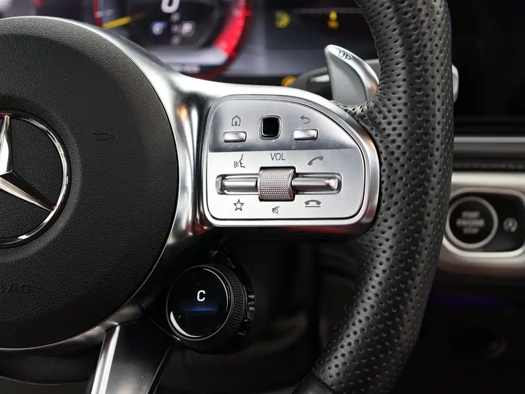 Mercedes-Benz G-Class AMG 2023 AMG G 63 фото 17