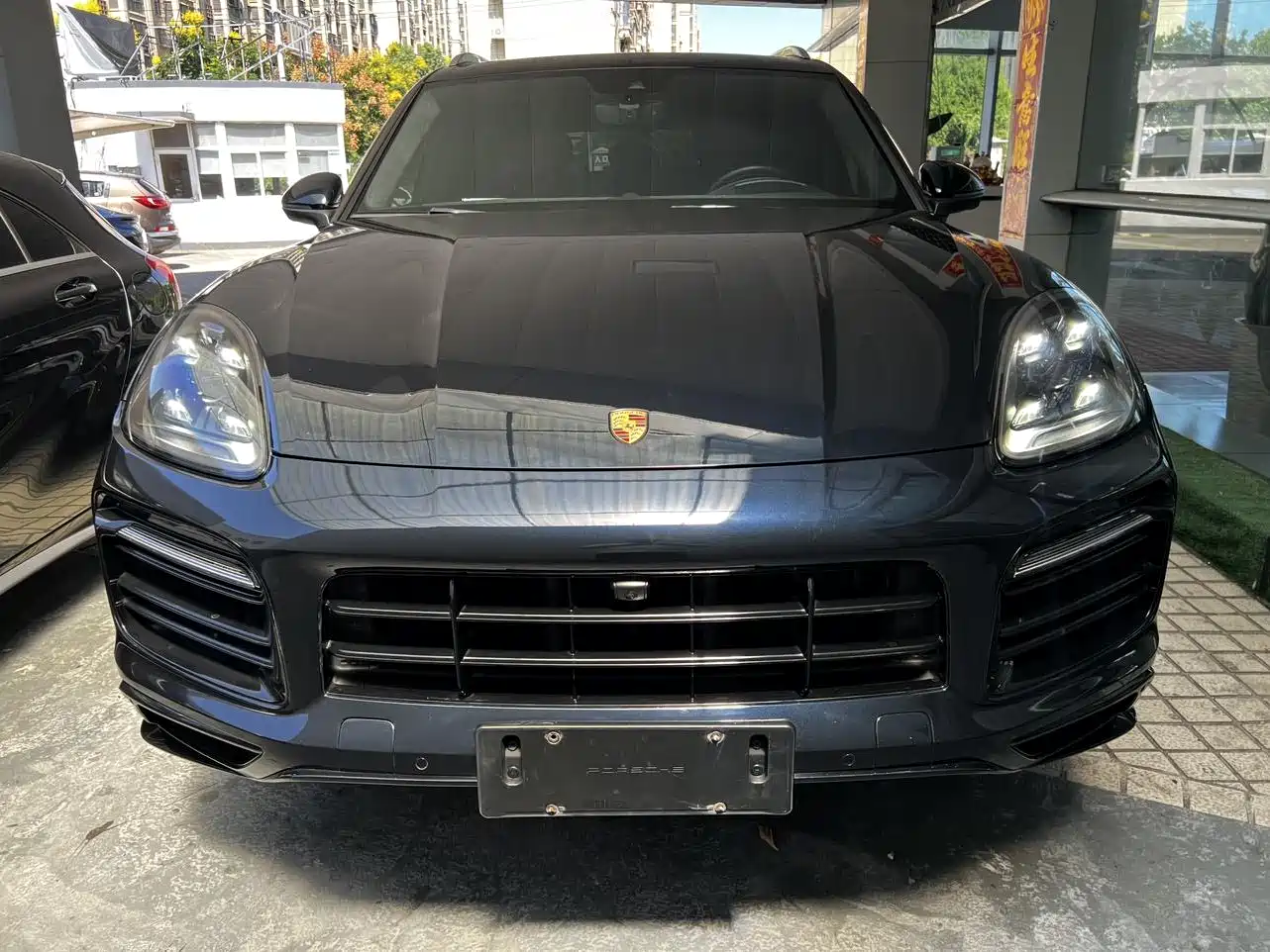 PORSCHE CAYENNE