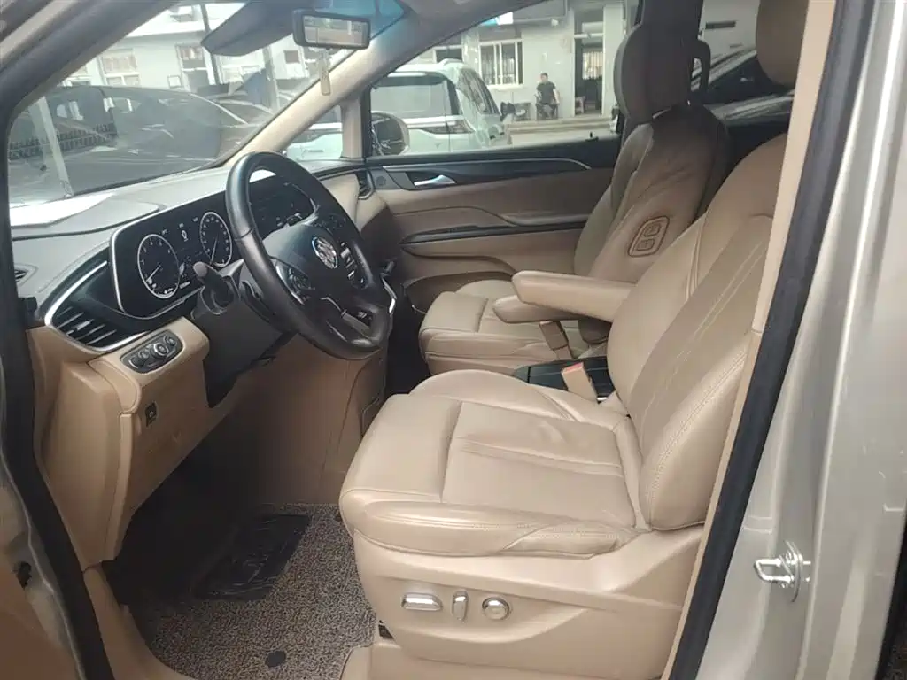 Buick GL8 2021 ES Landlord 653T Luxury фото 15