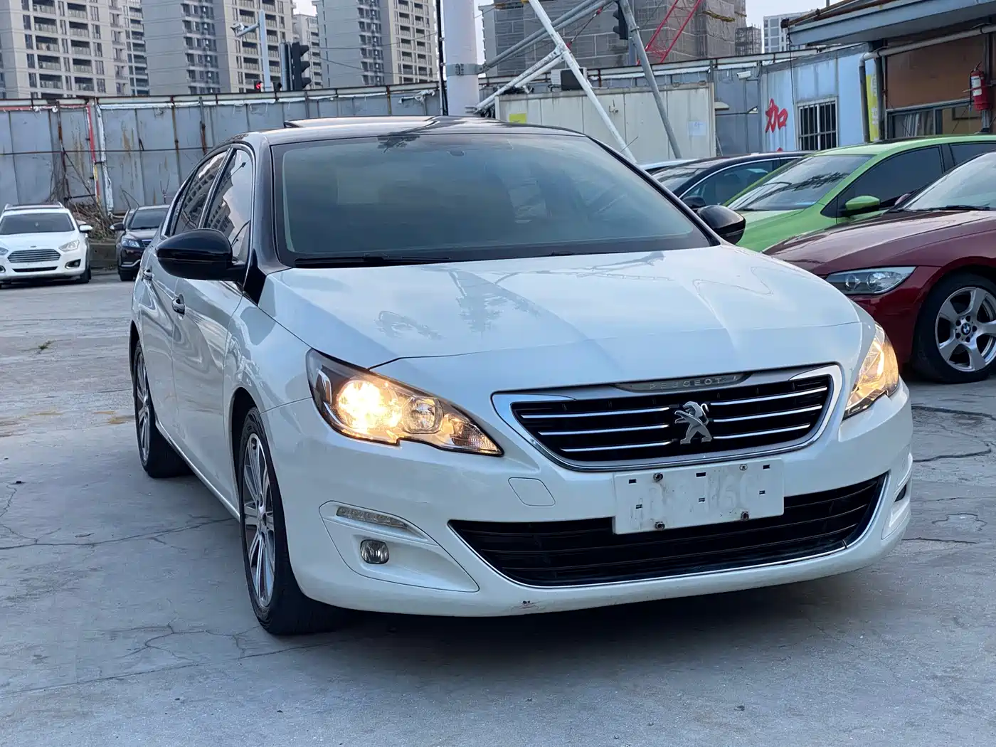Peugeot 408 2014 1.8L Automatic Luxury Edition фото 3