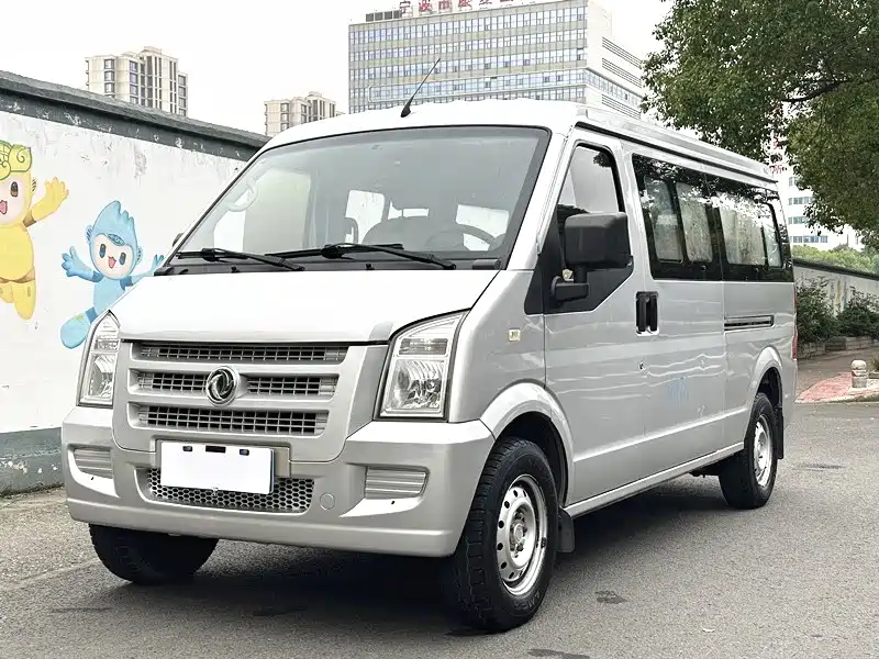 Dongfeng Xiaokang C37 2022 2018 1.5L Classic Model II DK15