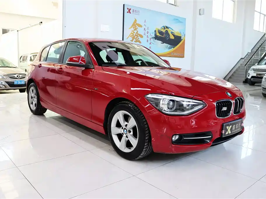 BMW 1 Series (Import) 2013 Facelift 118i Sport Model фото 3