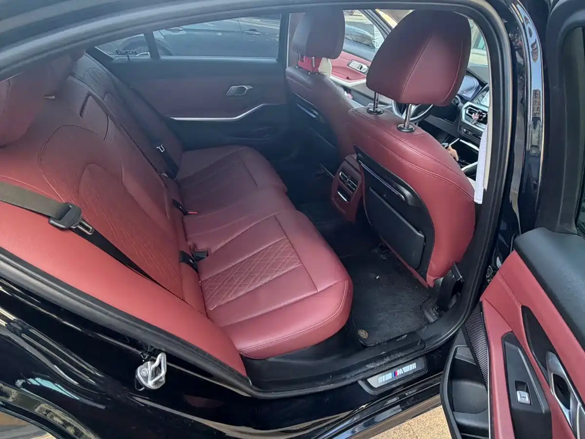 BMW 3 Series 2022 320Li M Sport Package фото 10