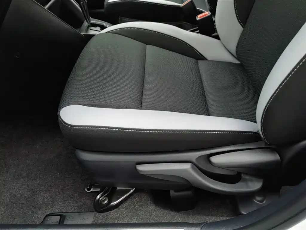 Toyota YARiS L Zhi Xuan 2020 Zhi Xuan X 1.5L CVT Leading фото 20