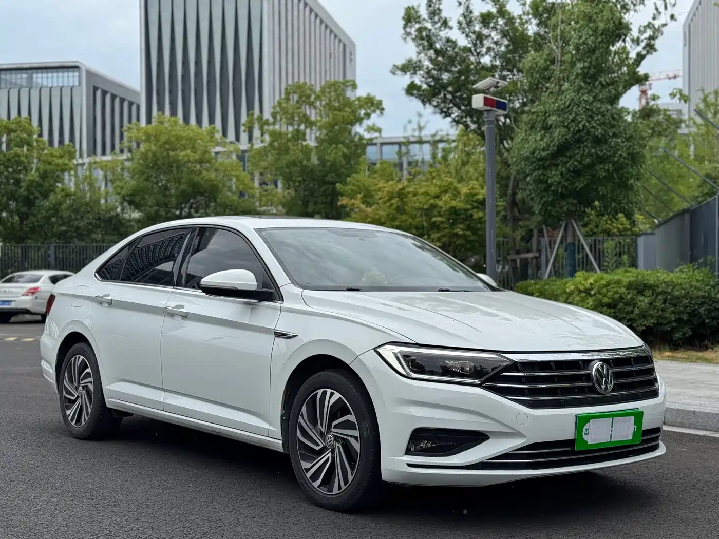 Volkswagen Sagitar 2020 280TSI DSG Luxury Class V фото 3