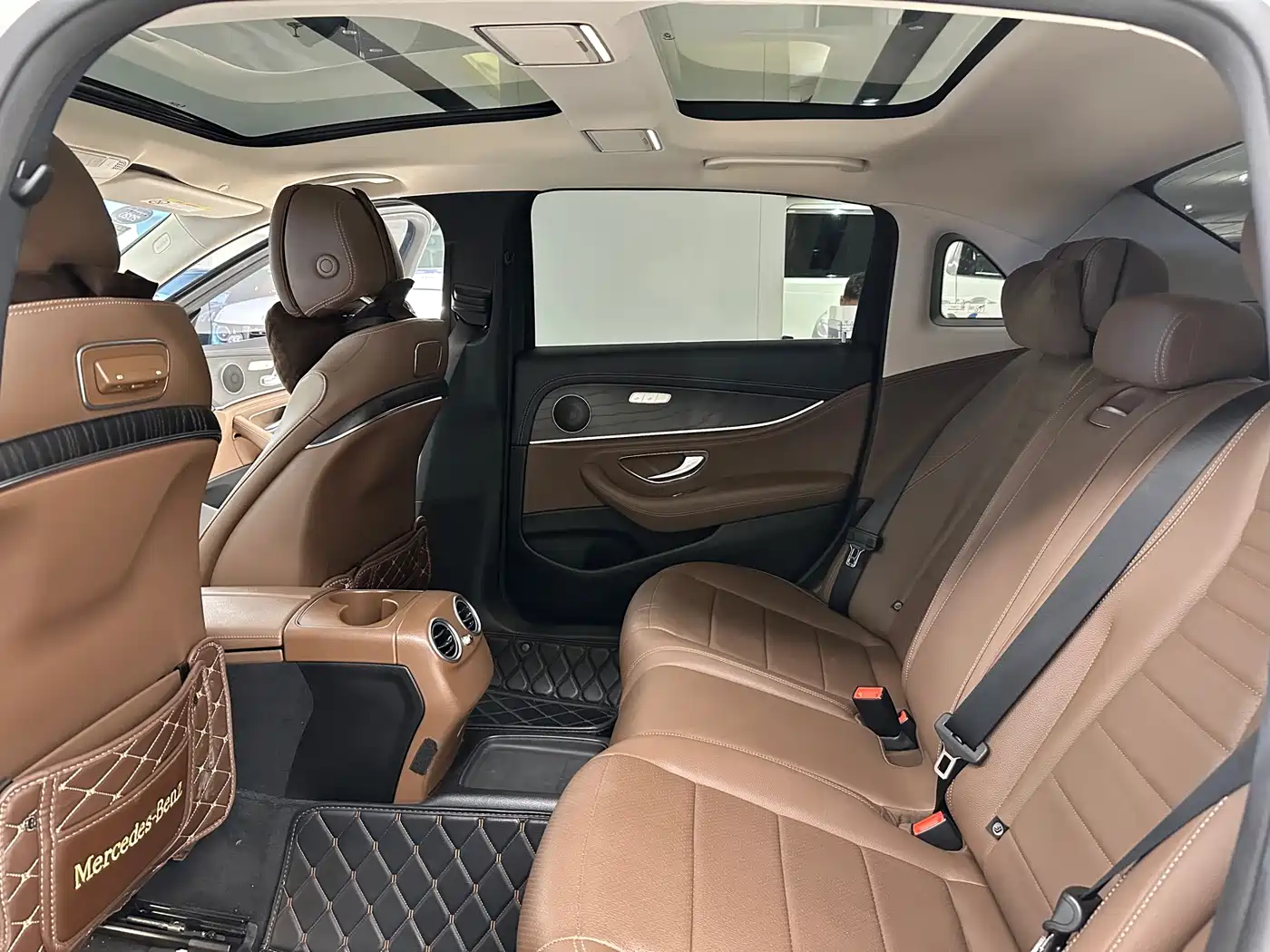 Mercedes-Benz E-Class 2019 Facelift E 300 L Sport Fashion фото 14